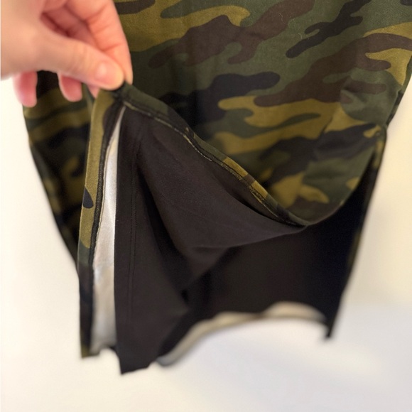 Sundry by Evereve army print skirt - Picture 3 of 6